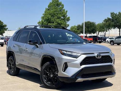 2025 Toyota RAV4 Hybrid SE