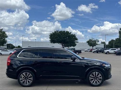 2021 Volvo XC90 T5 Momentum