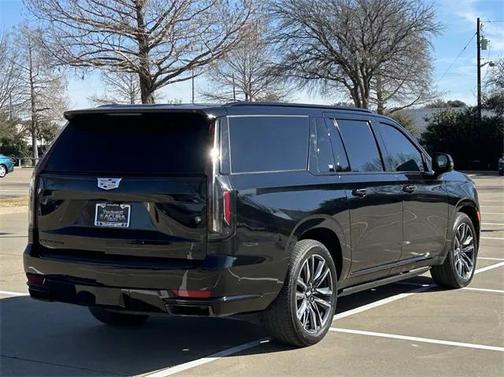 2022 Cadillac Escalade ESV Sport Platinum