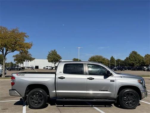 2018 Toyota Tundra SR5