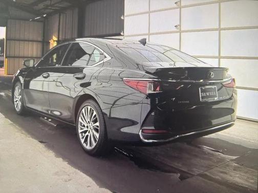 2021 Lexus ES 250 Base