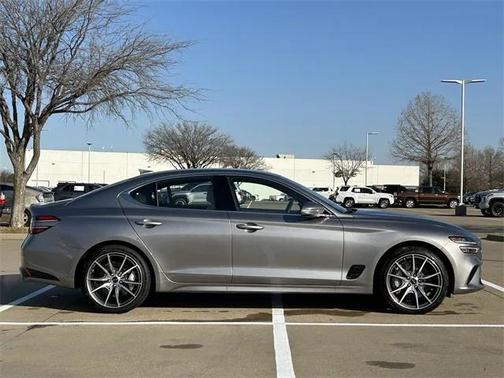 2025 Genesis G70 2.5T RWD