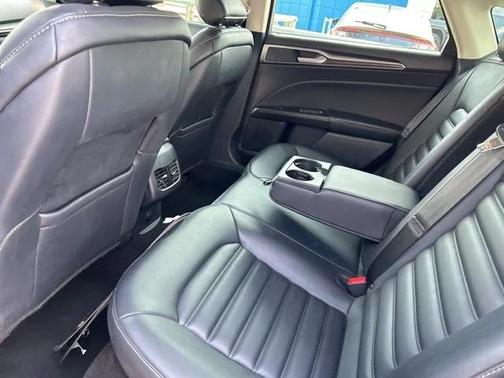 2019 Ford Fusion SEL