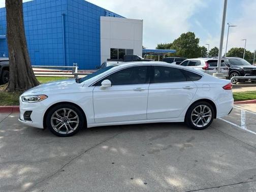 2019 Ford Fusion SEL