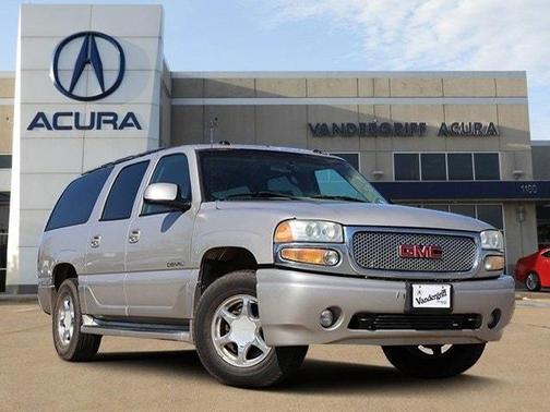 Photo 1 of 27 of 2005 GMC Yukon XL 1500 Denali