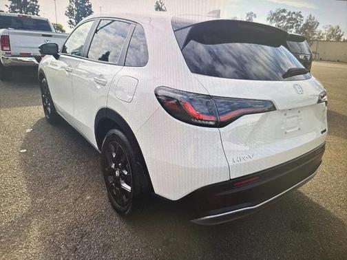 2025 Honda HR-V 2WD Sport