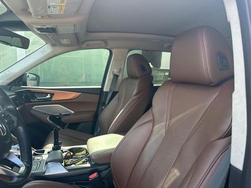Majestic Black Pearl 2022 Acura MDX Technology Package