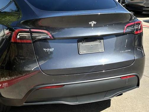 2024 Tesla Model Y Long Range Dual Motor All-Wheel Drive