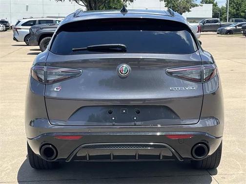 2024 Alfa Romeo Stelvio Ti