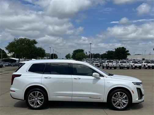 2023 Cadillac XT6 Premium Luxury AWD