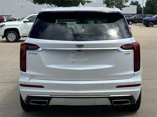 2023 Cadillac XT6 Premium Luxury AWD