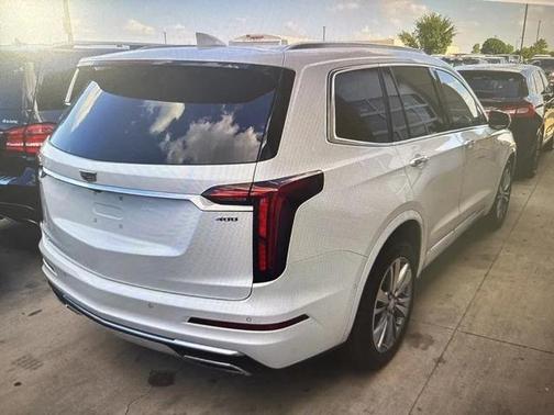2023 Cadillac XT6 Premium Luxury AWD