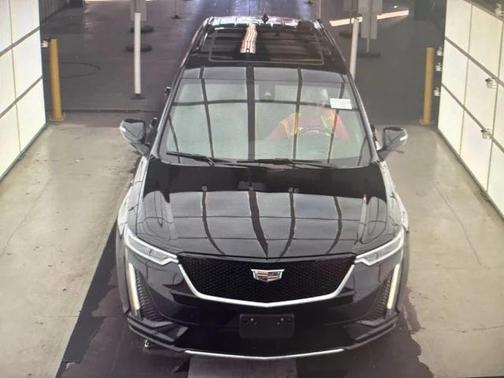 2022 Cadillac XT6 Sport AWD