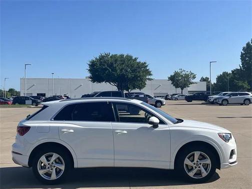 2020 Audi Q3 45 Premium