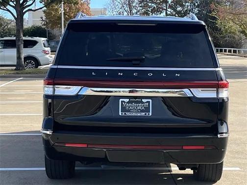 2022 Lincoln Navigator Reserve