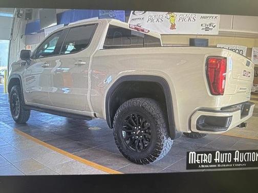 2023 GMC Sierra 1500 AT4X