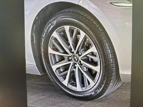 2023 Lexus ES 350 Base