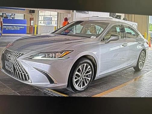 2023 Lexus ES 350 Base