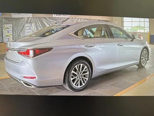 2023 Lexus ES 350 Base
