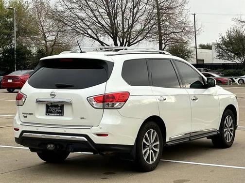 2015 Nissan Pathfinder SL