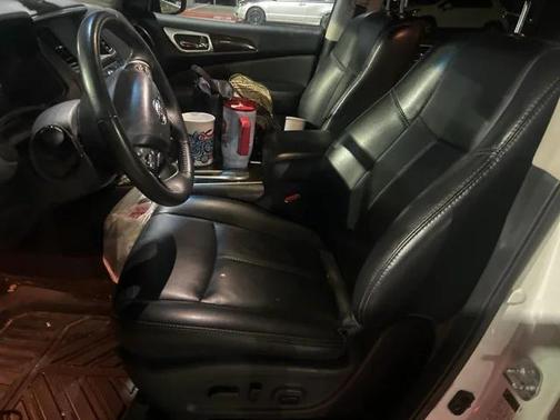 2015 Nissan Pathfinder SL