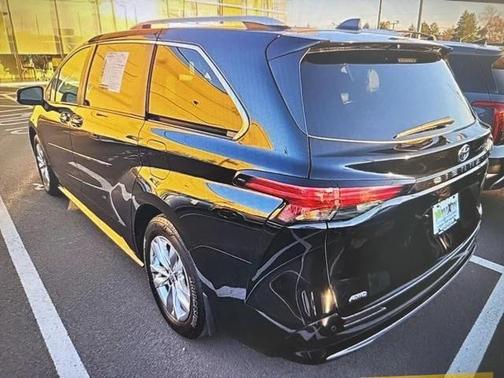 2024 Toyota Sienna Limited