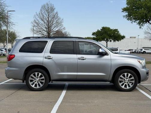 Silver Sky Metallic 2016 Toyota Sequoia Limited