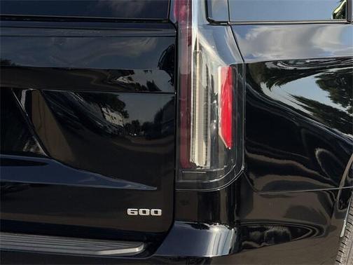 2022 Cadillac Escalade Sport Platinum