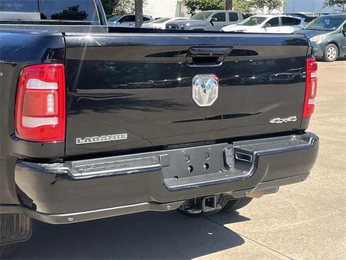 2022 RAM 3500 Laramie Crew Cab 4x4 8' Box