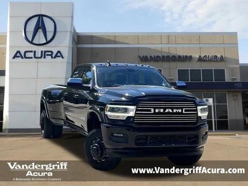 2022 RAM 3500 Laramie Crew Cab 4x4 8' Box