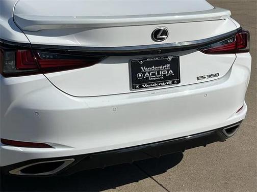 2022 Lexus ES 350 F Sport