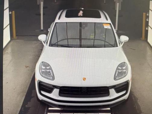 2023 Porsche Macan S