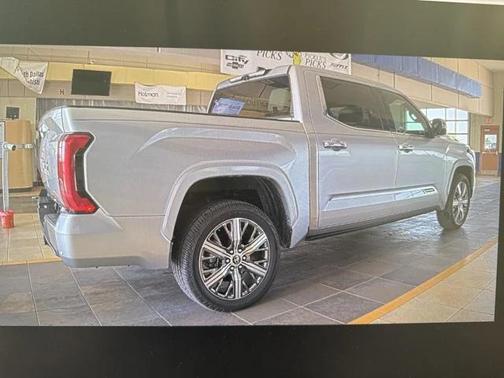 2022 Toyota Tundra Hybrid Capstone