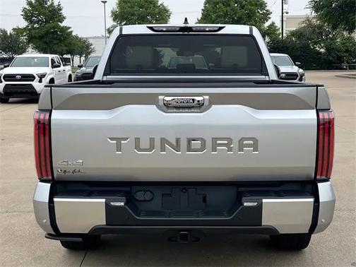 2022 Toyota Tundra Hybrid Capstone