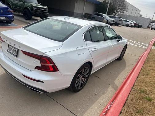 2021 Volvo S60 Recharge Plug-In Hybrid T8 Inscription