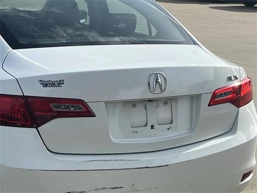 2014 Acura ILX 2.0L w/Premium Package