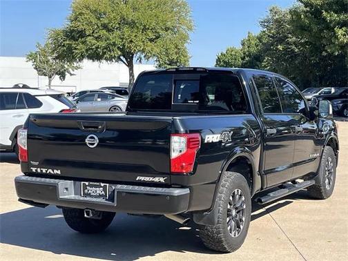 2017 Nissan Titan PRO-4X
