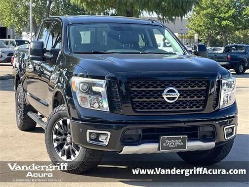2017 Nissan Titan PRO-4X