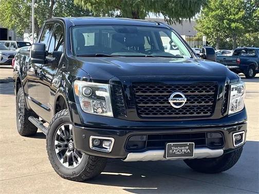 2017 Nissan Titan PRO-4X