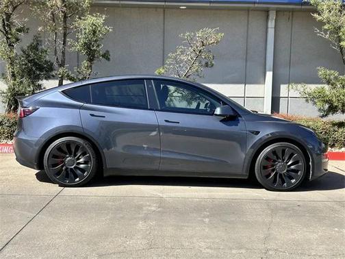 2022 Tesla Model Y Performance Dual Motor All-Wheel Drive
