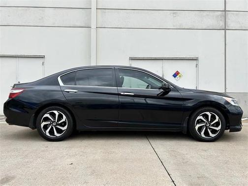 2017 Honda Accord EX