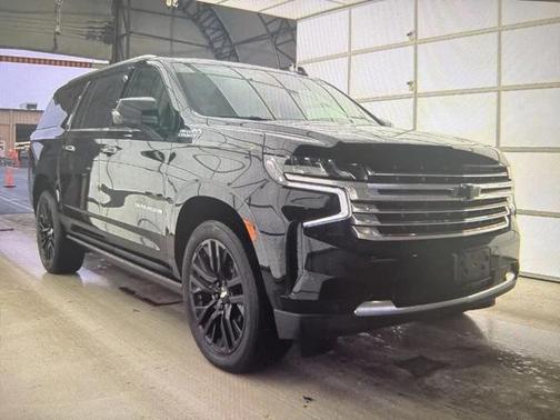 2023 Chevrolet Suburban 4WD High Country
