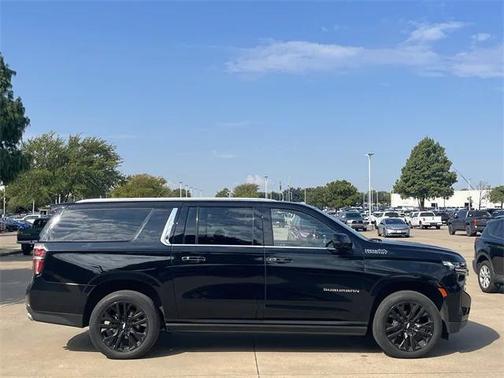 2023 Chevrolet Suburban 4WD High Country