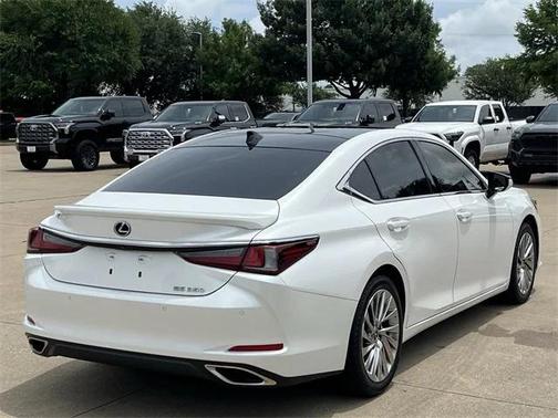 2022 Lexus ES 350 Ultra Luxury