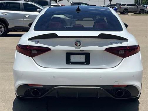 2022 Alfa Romeo Giulia Ti