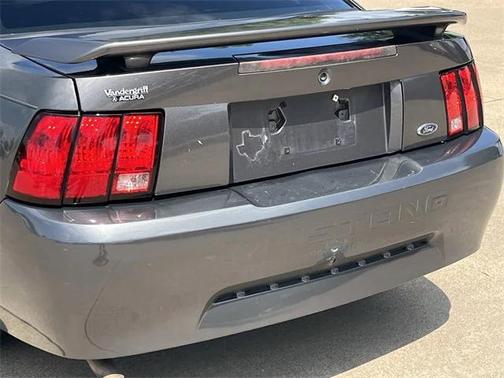2003 Ford Mustang Base