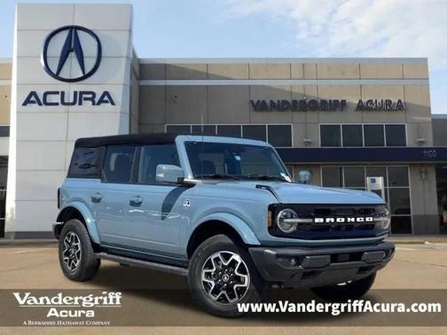 2023 Ford Bronco Outer Banks