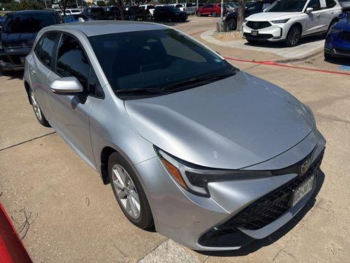 Classic Silver Metallic 2025 Toyota Corolla SE