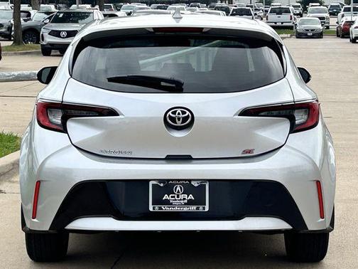 Classic Silver Metallic 2025 Toyota Corolla SE
