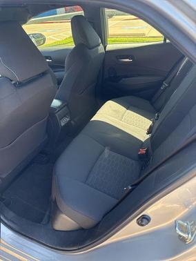 Classic Silver Metallic 2025 Toyota Corolla SE